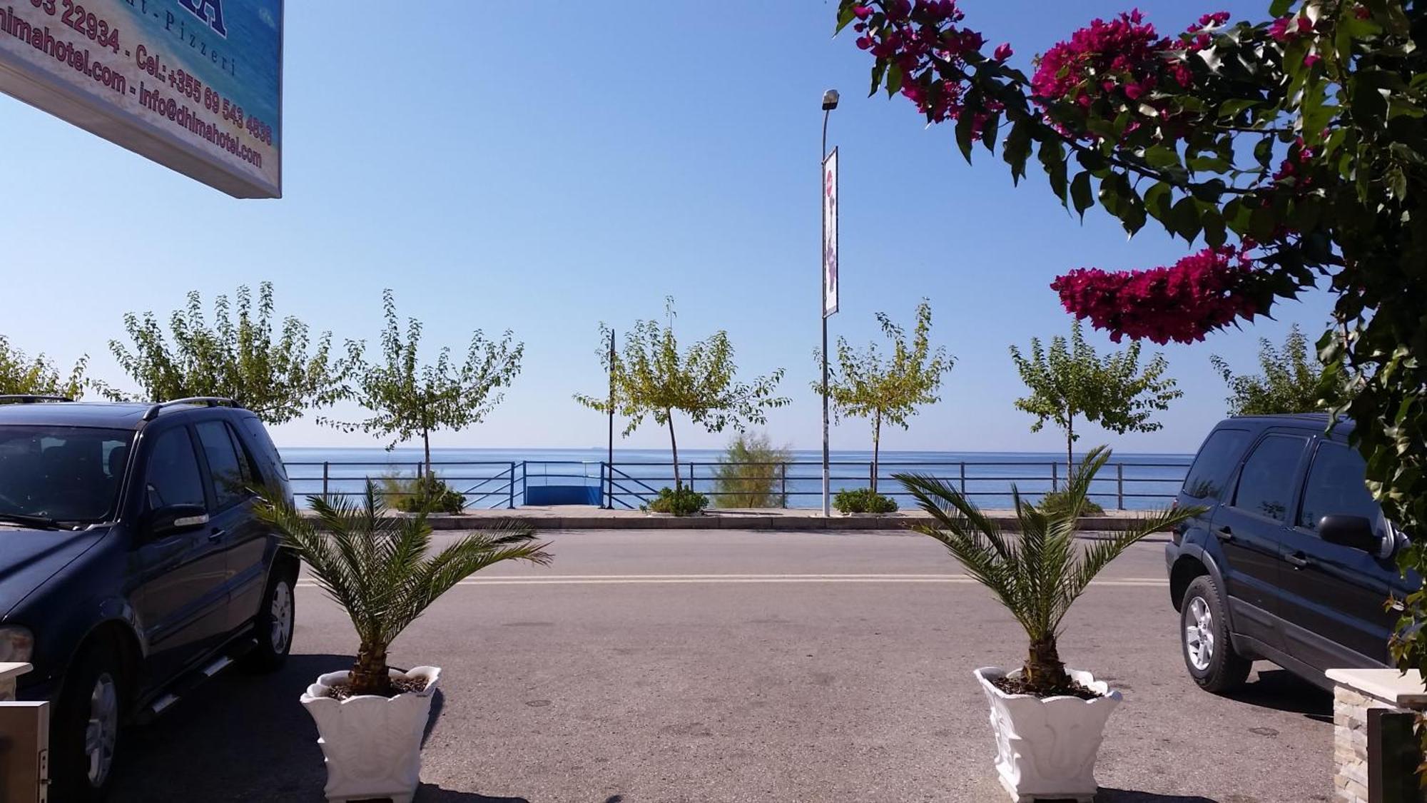Dhima Hotel Himare Exterior photo